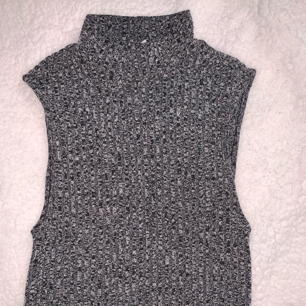 Express cropped tank top